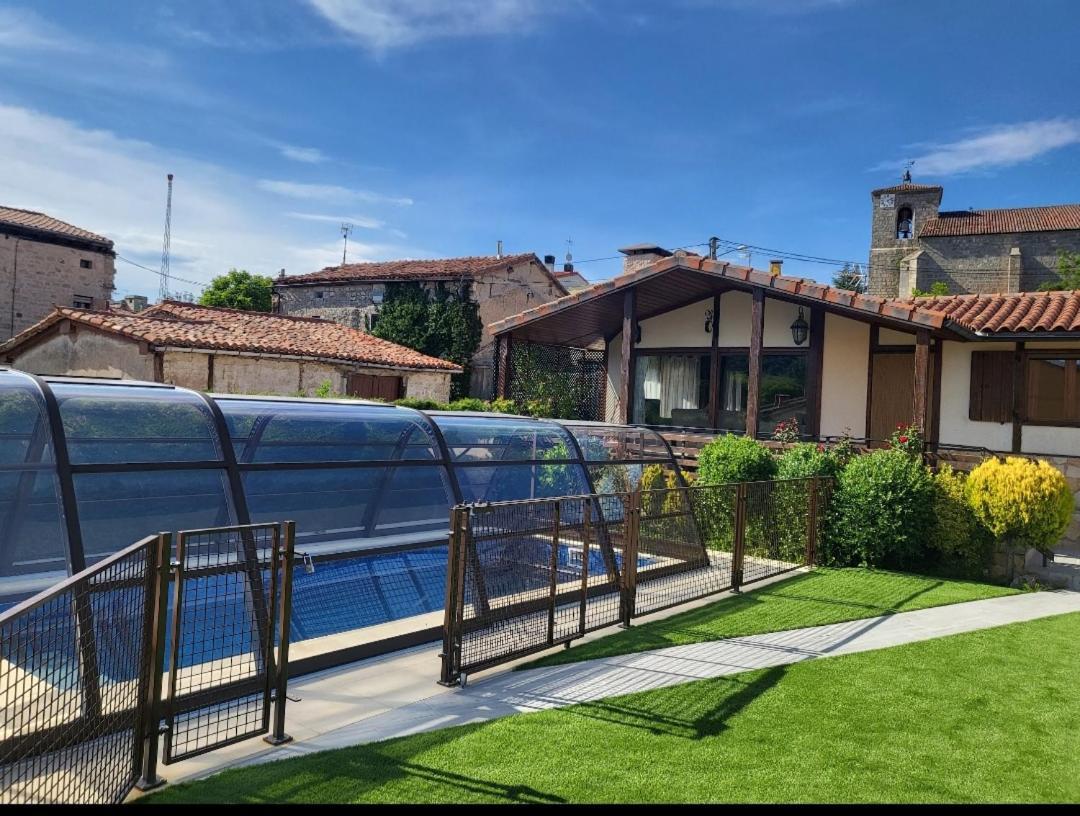 Hébergement de vacances Con Piscina Sansil Rural *